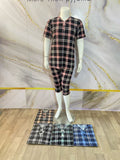 طقم بيجامة نسائي من قطعتين بنقشة كاروهات وربطات أمامية - ألوان متعددةEnsemble de pyjama deux pièces pour femme à motif écossais et liens - Plusieurs coloris