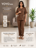 Haut femme confortable et élégant, disponible en plusieurs couleurs : bleu, jaune, rose et noir.