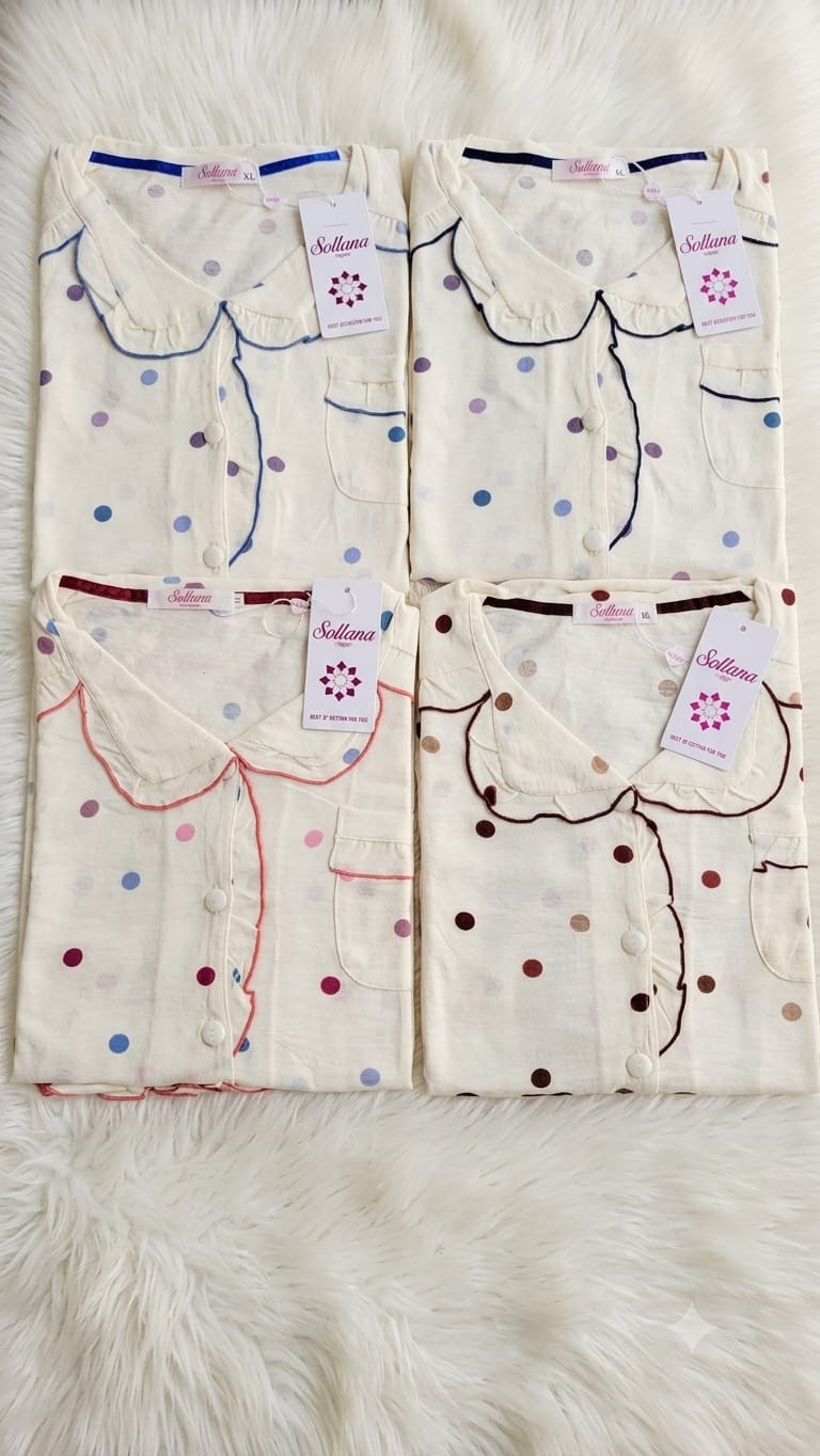 طقم بيجامة نسائي من قطعتين بنقشة منقطة - بيج وأزرقEnsemble de pyjama deux pièces pour femme à pois - Beige et bleu