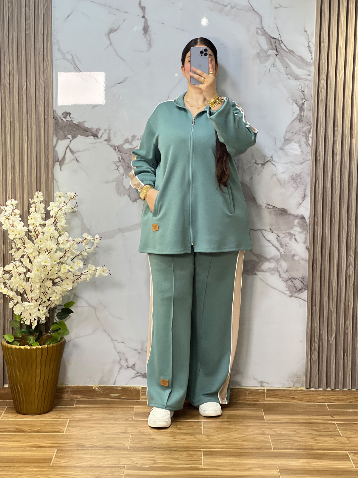 سرفيط نسائي أنيق ومريح بسحاب وأشرطة جانبية